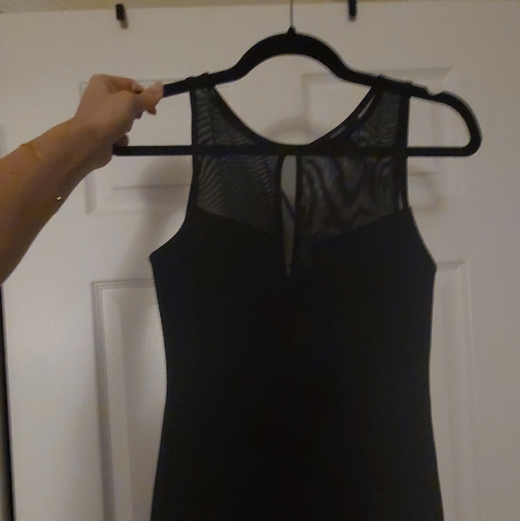 Little black dress with mesh - Picture 2 of 6